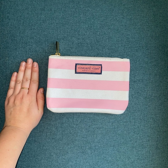 Vineyard Vines Canvas Bags - Picture 3 of 6